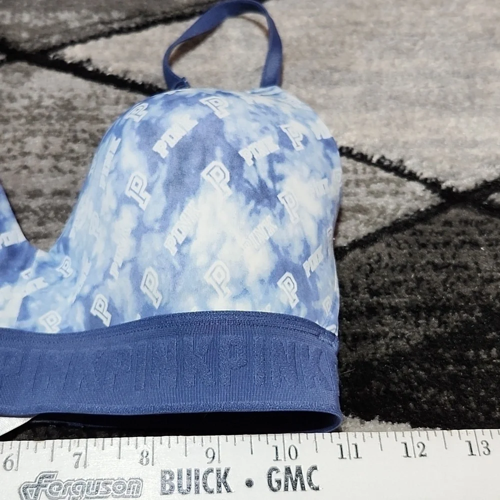 VS PINK WEAR EVERYWHERE BLUE CLOUDS TIE-DYE LIGHTLY LINED WIRELESS BRA 32D